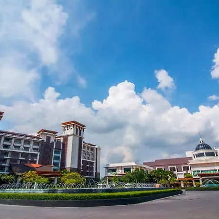 Summit Windmill Golf Suite Hotel At Suvarnabhumi-2