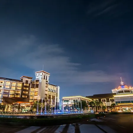 Summit Windmill Golf Suite Hotel At Suvarnabhumi-3